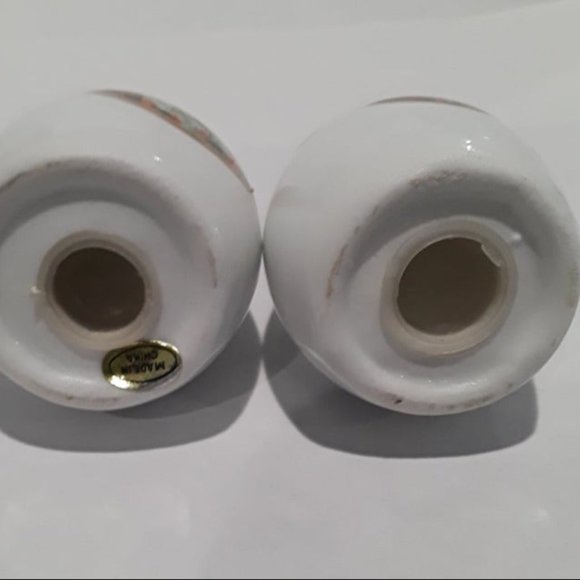 NIAGARA FALLS SALT AND PEPPER SHAKERS - GREAT ADDITION TO ANY COLLECTION - Picture 3 of 3